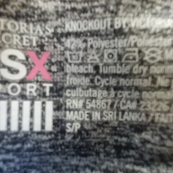 Victoria's Secret Knockout Cropped Leggings - Picture 6 of 7